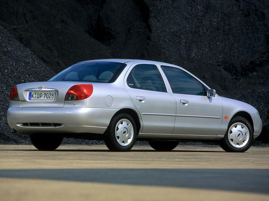  Ford Mondeo Sedan 1996 года  (фото 9 из 10)